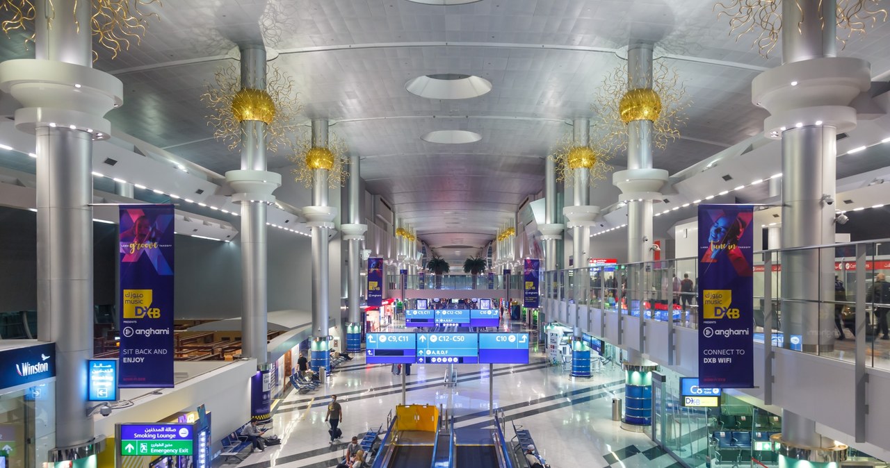 Lotnisko w Dubaju niezmiennie od kilku lat określane jest największym lotniskiem na świecie /Agencja FORUM