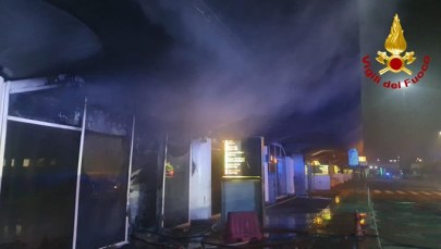 Lotnisko w Katanii zamknięte co najmniej do środy. Powodem pożar