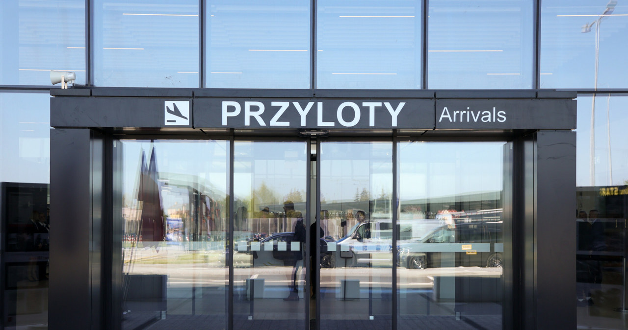 Lotnisko w Radomiu zamknięte - ale tylko na chwilę. /Wojciech Olkusnik/East News /East News