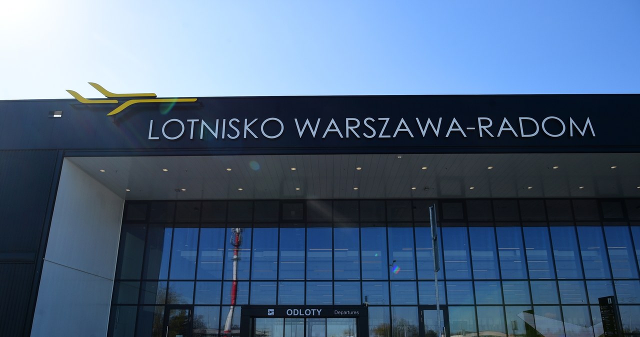 Lotnisko Warszawa-Radom. / 	Adam Chelstowski / FORUM    /Agencja FORUM