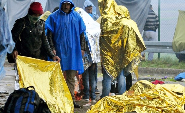 Łotwa odgradza się od Rosji. Chce powstrzymać imigrantów