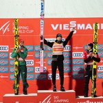 Loty w Oberstdorfie: Kobayashi wygrywa, Polacy poza podium
