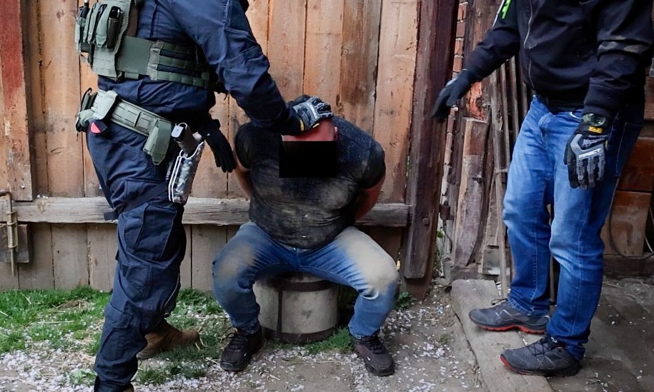 Łowcy Cieni z CBŚP zatrzymali obywatela Czech /Policja /