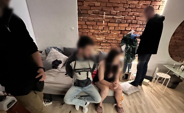 Łowcy głów przerwali świętowanie zaręczyn