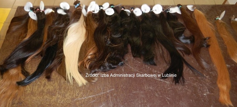 Lubelscy celnicy udaremnili przemyt 2,5 kg ludzkich włosów. /Izba Administracji Skarbowej w Lublinie /Materiały prasowe