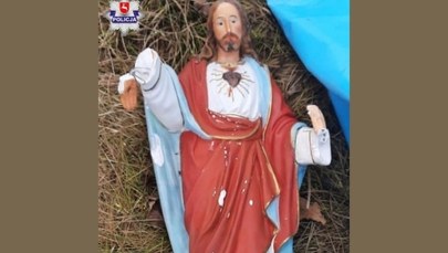 Lubelskie: Trzech nastolatków ukradło gipsową figurkę z kapliczki