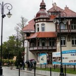 Lubiane uzdrowisko z promocjami na jesień. Przyciąga mikroklimatem