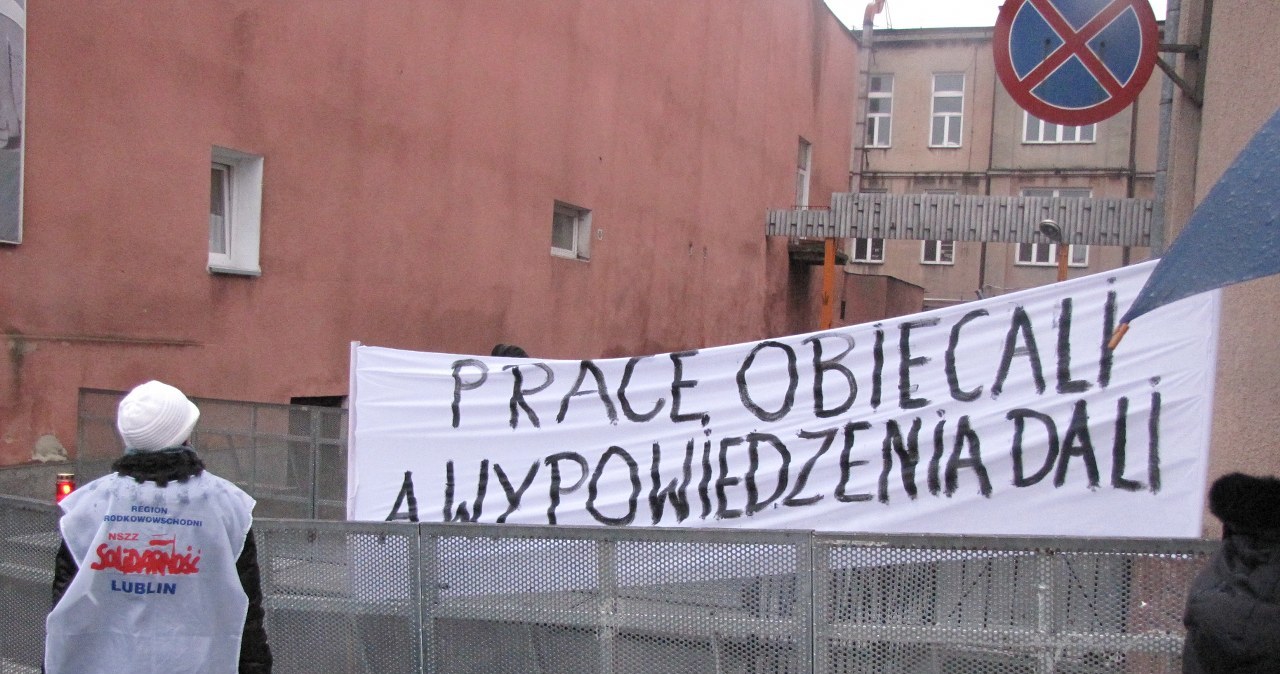 Lublin: Protestują zwolnieni z Zakładów Przemysłu Skórzanego