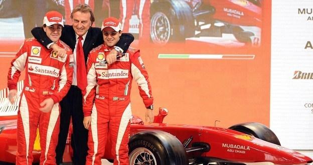 Luca Di Montezemolo z kierowcami teamu Ferrari /AFP