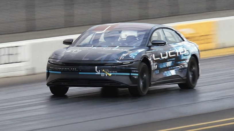 Lucid Air pokonał Teslę i stał się najszybszym produkcyjnym samochodem na świecie [FILM] /Geekweek