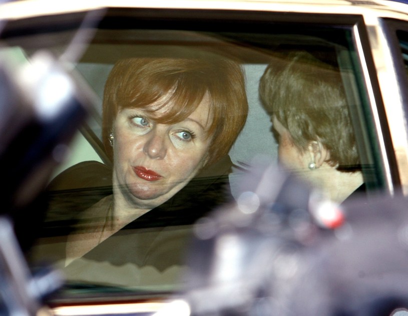 Ludmiła, żona Putina w samochodzie po wizycie w madryckim muzeum Reina Sofia, 2006 rok /Andrea Comas/Reuters/FORUM /Agencja FORUM