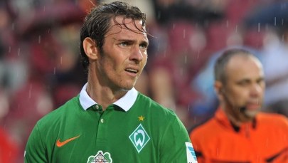 Ludovic Obraniak demonstracyjnie zdjął koszulkę i rzucił ją w stronę kibiców. Czeka go kara