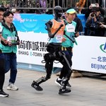 ​Ludzie i roboty wystartowali w jednym maratonie. Kto wygrał?