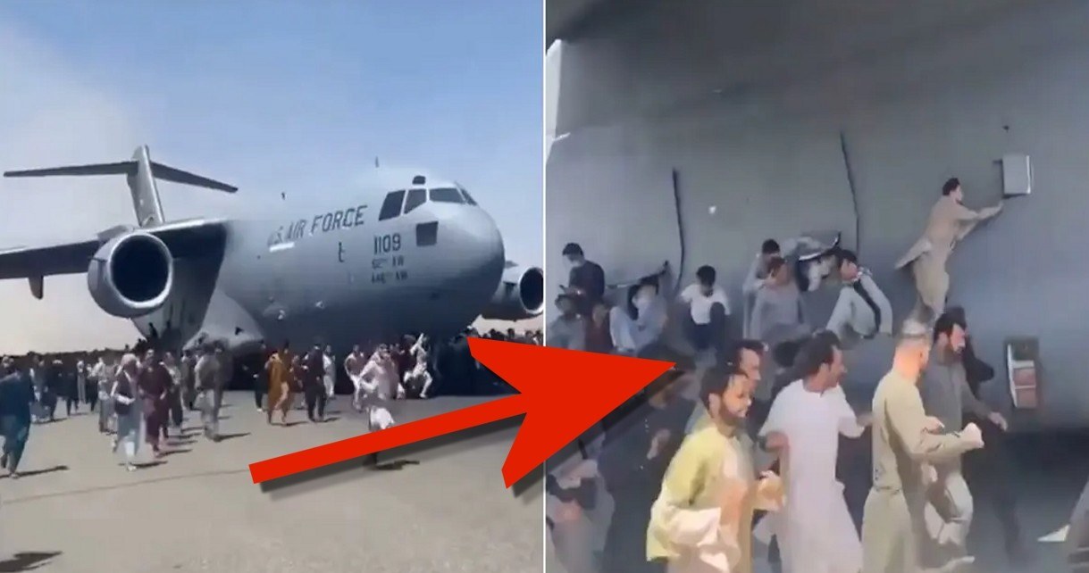 Ludzie próbują wdrapać się na startujące samoloty na lotnisku w Kabulu [WIDEO] /Geekweek