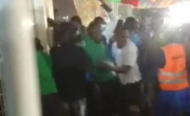 Ludzie się tratowali, był krzyk i płacz. Tragedia podczas meczu pucharu Afryki