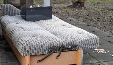Ludzie zaczęli wyrzucać łóżka. Ten mebel jest lepszy do małego mieszkania