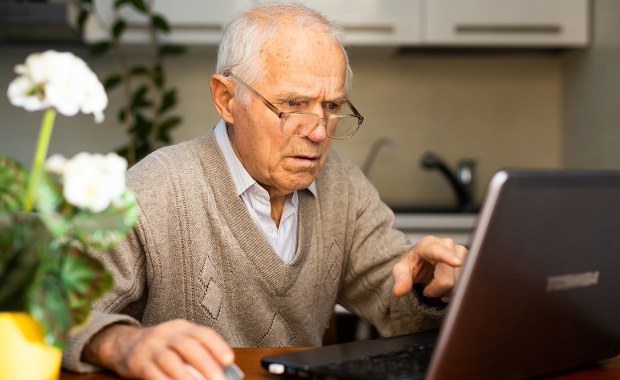 Ludzie żyją dłużej, dlatego władze podniosły im wiek emerytalny