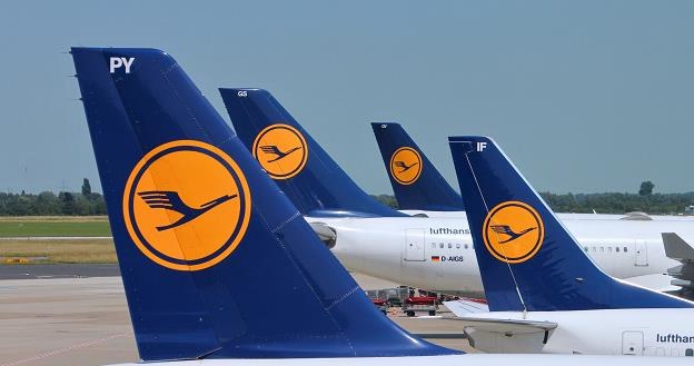 Lufthansa realizuje radykalny program oszczędnościowy, rozbudowując m.in. sektor tanich linii /&copy;123RF/PICSEL