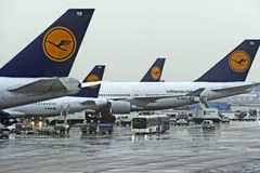 Lufthansa strajkuje, podróżni mają kłopot