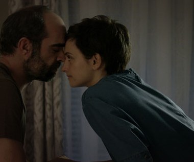 Luis Tosar i Penélope Cruz w filmie "Ma ma"