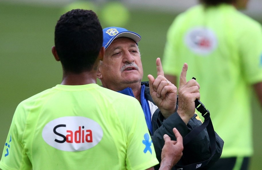 Luiz Felipe Scolari w czasie treningu brazylijskiej kadry /MARCELO SAYAO /PAP/EPA