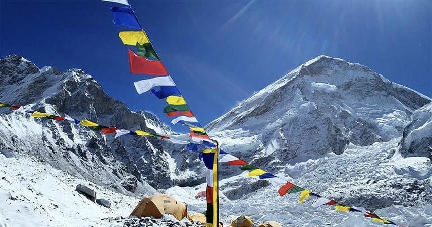 Łukasz Adamczyk: Everest to jest ogromne przedsięwzięcia logistyczne, wymagające sporych pieniędzy. Wszystkie wyjazdy finansujemy z własnych środków /fot. archiwum rozmówcy /materiały prasowe