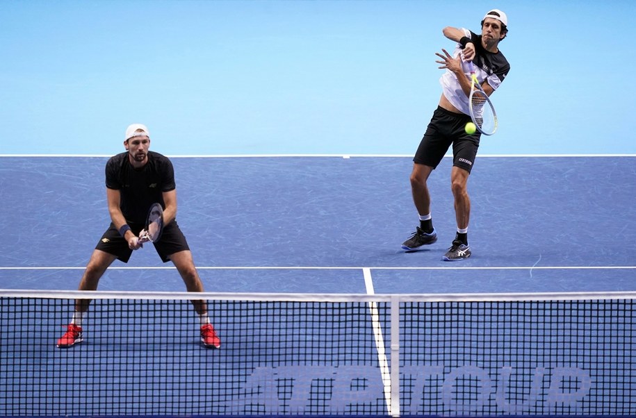 Łukasz Kubot (L) i Marcelo Melo (P) /John Walton    /PAP/PA