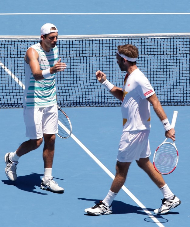 Łukasz Kubot (po prawej) i Robert Lindstedt /Narendra Shrestha /PAP/EPA