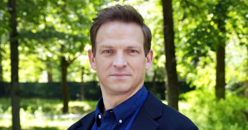 Łukasz (Michał Rolnicki) będzie w szoku, gdy dowie się, kto go porwał /Źródło: AIM