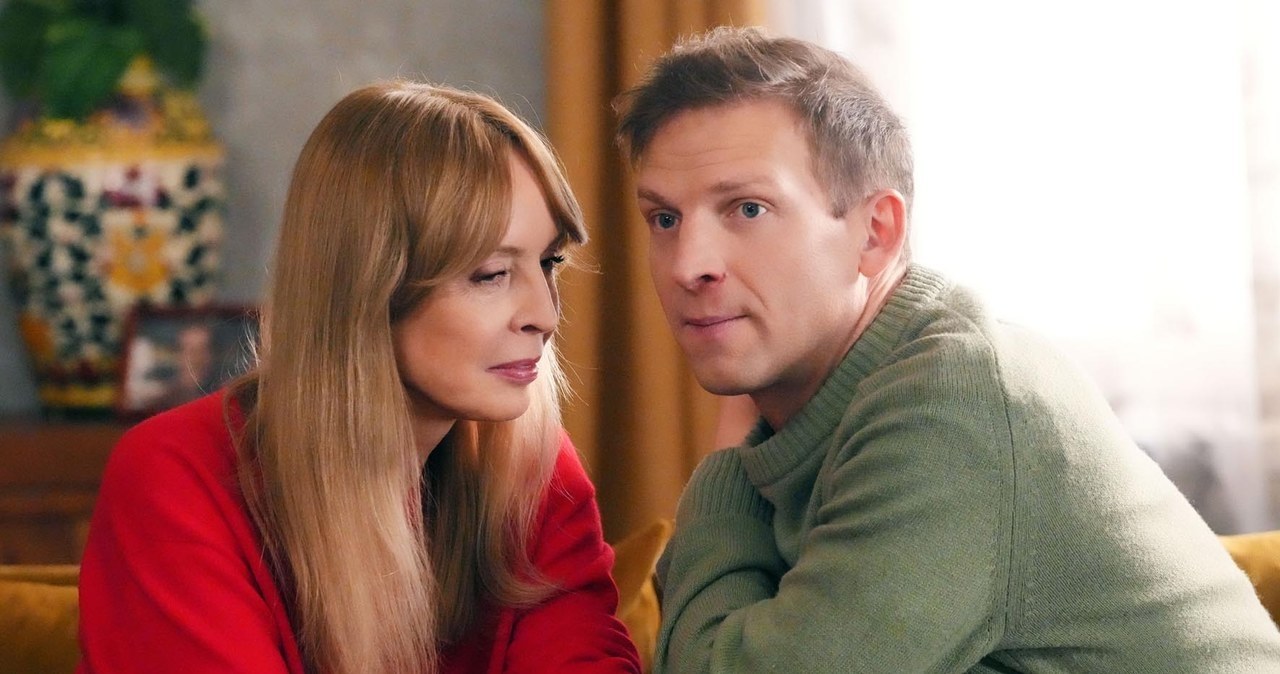 Łukasz (Michał Rolnicki) wybierze się do Włocławka i zamieszka z Agnieszką (Katarzyna Tlałka) /Źródło: AIM