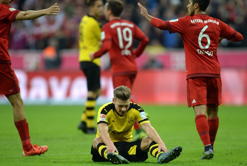 Łukasz Piszczek nie zaliczy do udanych meczu z Bayernem /AFP