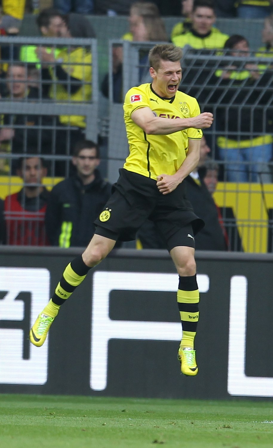Łukasz Piszczek po zdobyciu bramki /Lars Schroeer/DPA /PAP