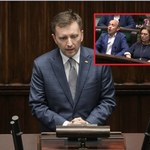 Łukasz Schreiber przemawiał w Sejmie. Opozycja skandowała: Mamy dość!