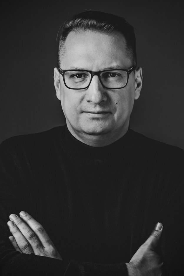 Łukasz Staniszewski, autor książki "Małe Grozy" /