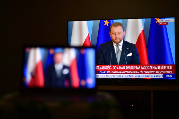 Łukasz Szumowski podczas konferencji w KPRM / 	Marcin Obara  /PAP