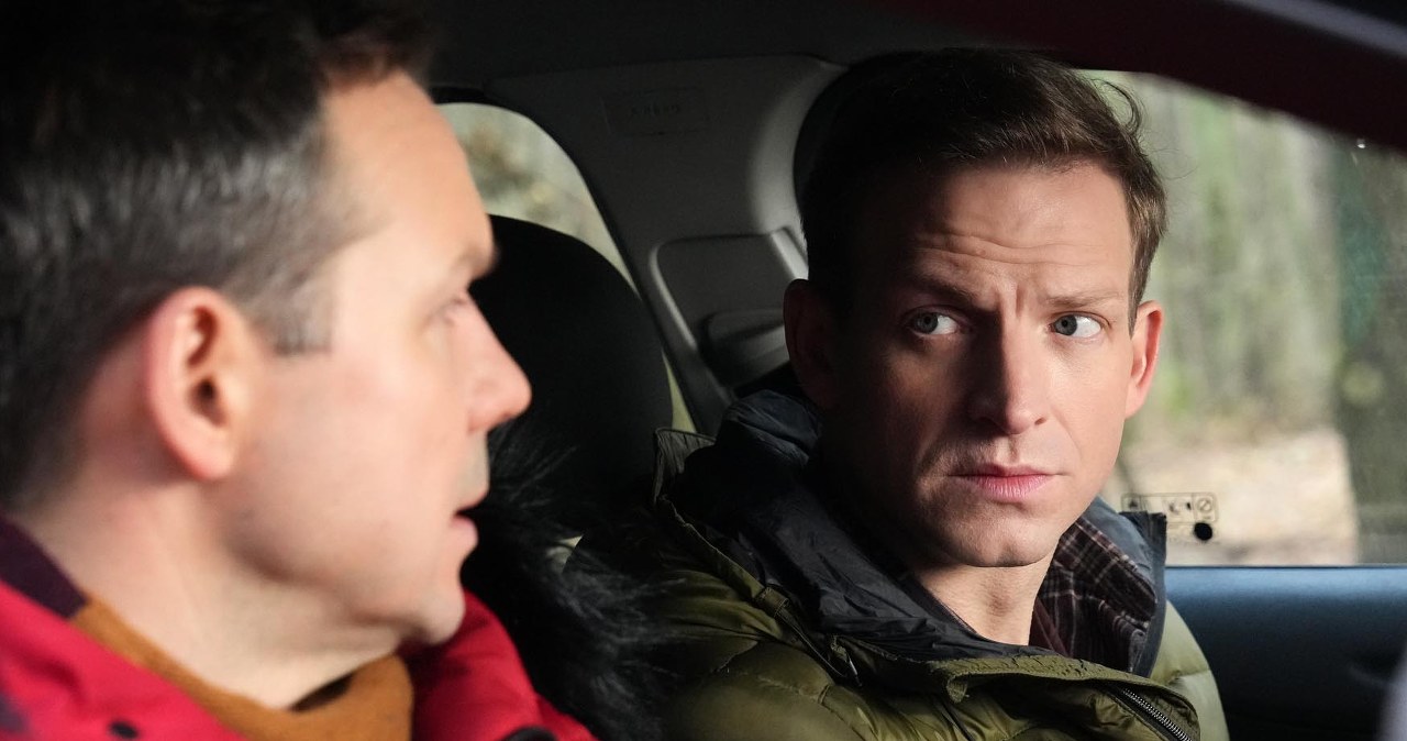 Łukasz wyzna Brunowi, że jest zmęczony ciągłymi kłótniami z Agą /Źródło: AIM