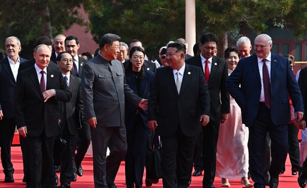 Łukaszenka jedzie do Korei Północnej. Co załatwi u Kim Dzong Una?