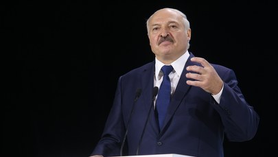 Łukaszenka krytykuje polskie władze: Lud ich zmiecie 