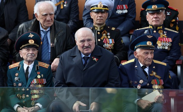 Łukaszenka nie wziął udziału w przyjęciu Putina. Kreml komentuje 