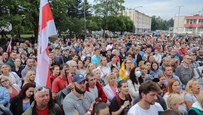 Łukaszenka o protestach na Białorusi: Utworzono centrum pod Warszawą