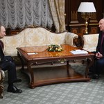Łukaszenka rozmawiał z Putinem. "Rosja przekazała Białorusi rakiety S-400 i Iskander"