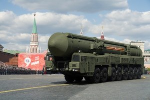 Łukaszenka: Transport broni nuklearnej z Rosji właśnie się zaczął