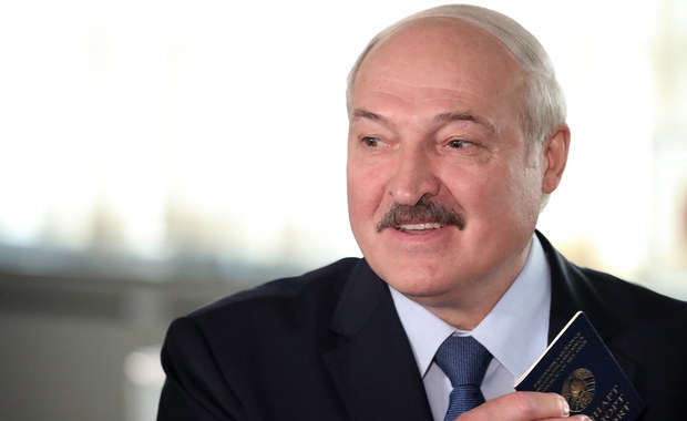 Łukaszenka twierdzi, że czołgi i samoloty NATO są 15 minut drogi od białoruskiej granicy