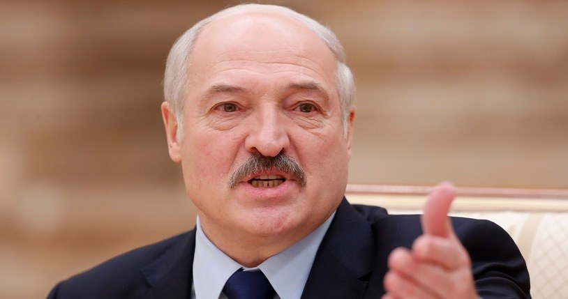 Łukaszenko odpowiada na sankcje UE /AFP