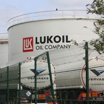 Łukoil chce sprzedać włoską rafinerię ISAB