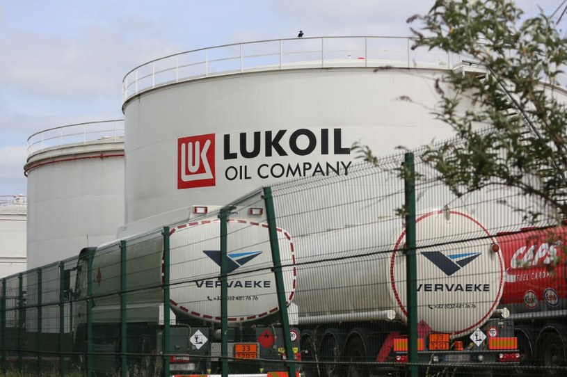 Łukoil może utracić prawo do zaopatrywania swojej bułgarskiej rafinerii w rosyjski surowiec /Valeria Mongelli / Hans Lucas /AFP