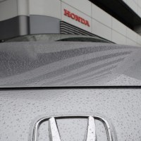 Luksusowe i futurystyczne samochody na pokazie w Tokio