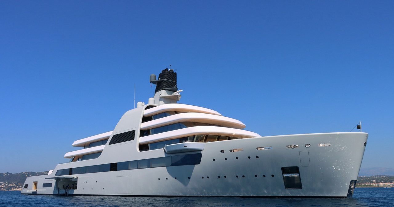 Luksusowe jachty rosyjskich oligarchów są konfiskowane przez włoską policję finansową /Jbm Photos /East News