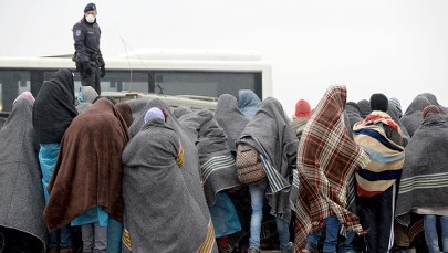 Luksusowe obozy dla uchodźców? Telewizor, szkoła, stołówka. Taki pomysł mają Holendrzy