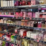 Luksusowe perfumy nagle potaniały - Rossmann zaskoczył wszystkich
